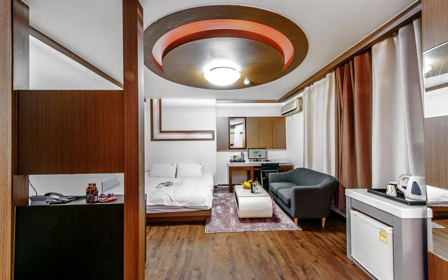 Mk Hotel Yeosu Exterior foto